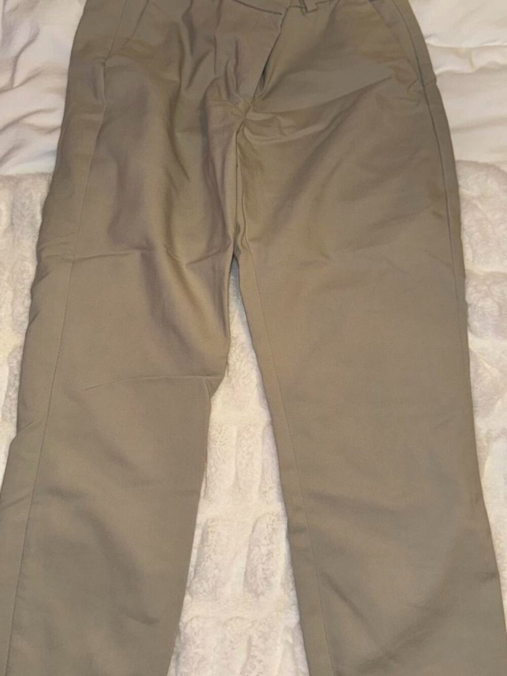 H&M Tan high-waisted trousers in a size 8 #highwaisted #trousers #workwear 👖🤍